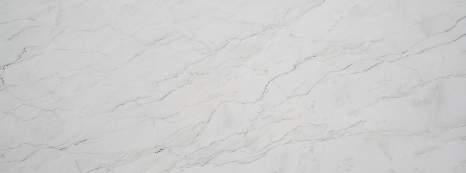 White-Lux-Honed-766---Closeup
