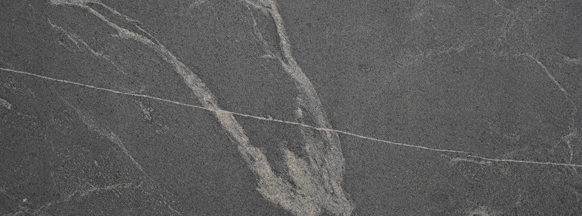Silver-Gray-24176---Closeup